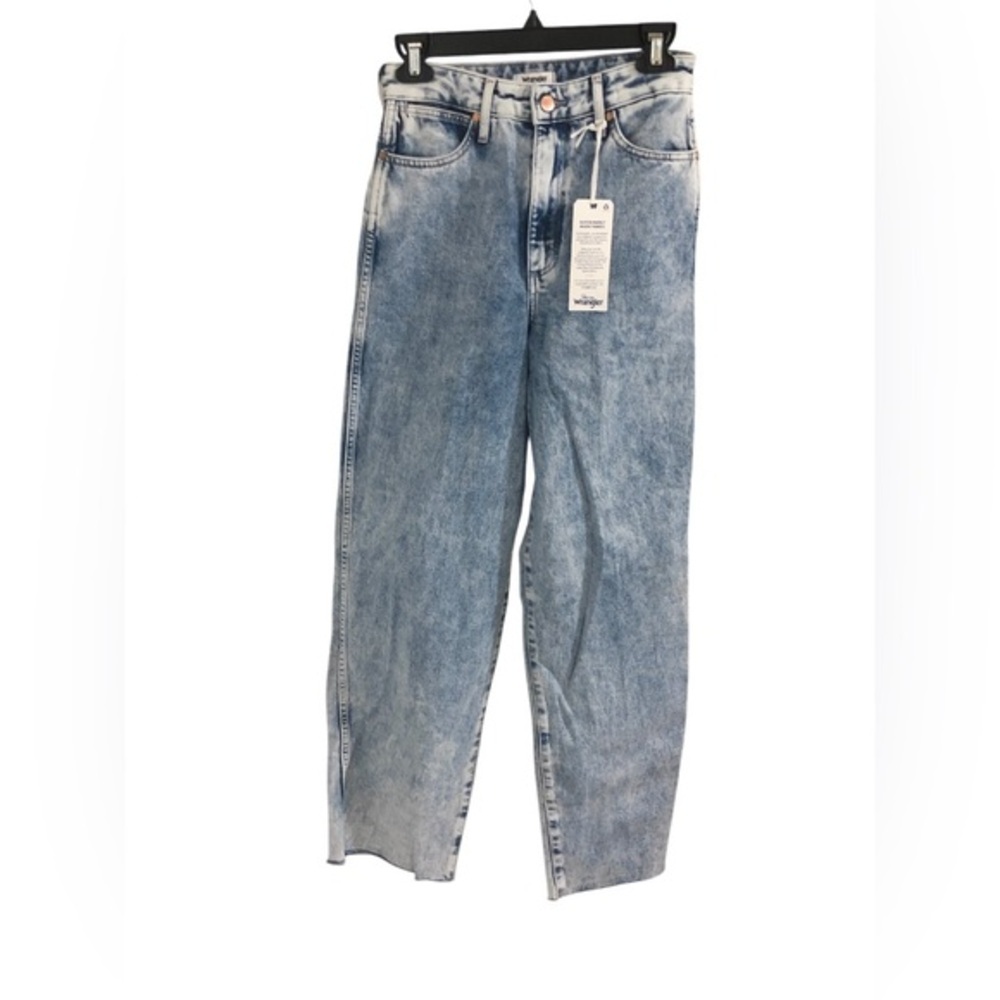 Wrangler Barrel‎ 652 High Waist Frayed Hem Let It Go light wash Jeans Size 26x31 - Picture 15 of 15